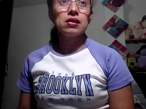Snapshot of sexy_mary_69 chatting on February 23, 2025, 12:19 am sexy mary 69 online show from February 23, 2025, 12:19 am