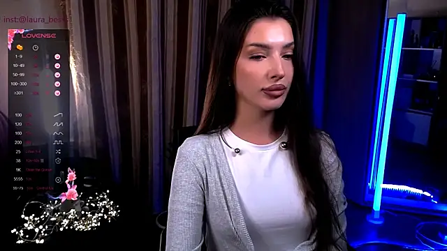 Laura Bess online show from December 21, 2025, 3:14 pm