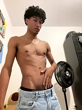 Masterikee online show from December 2, 2024, 9:56 pm