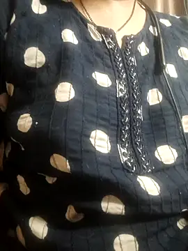 Shikhasexy34 online show from November 18, 2025, 2:53 pm