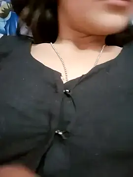 Snapshot of Bulbul_02 chatting on February 16, 2025, 8:43 am Bulbul 02 online show from February 16, 2025, 8:43 am