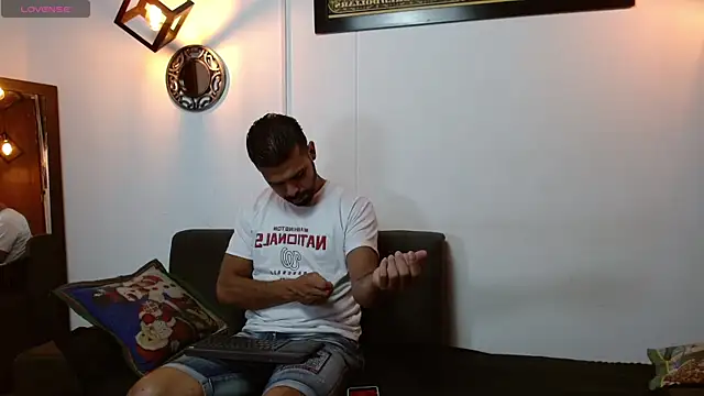 max ashley mds online show from October 10, 2025, 1:56 pm