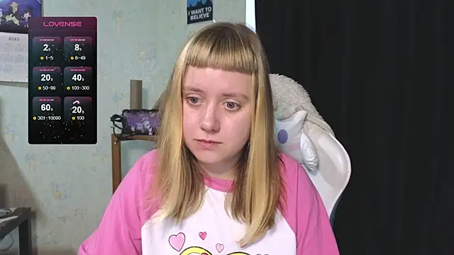 June shy0 online show from October 25, 2025, 6:56 am