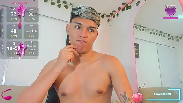 Snapshot of ryan_carter08 chatting on November 8, 2025, 1:20 am ryan carter08 online show from November 8, 2025, 1:20 am