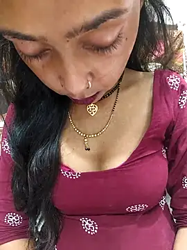 Snapshot of Sharmila-Singh chatting on September 18, 2025, 8:12 pm Sharmila-Singh online show from September 18, 2025, 8:12 pm
