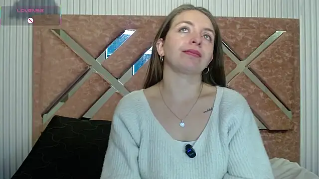 Snapshot of _isaabellaa chatting on May 12, 2026, 12:22 pm isaabellaa online show from May 12, 2026, 12:22 pm