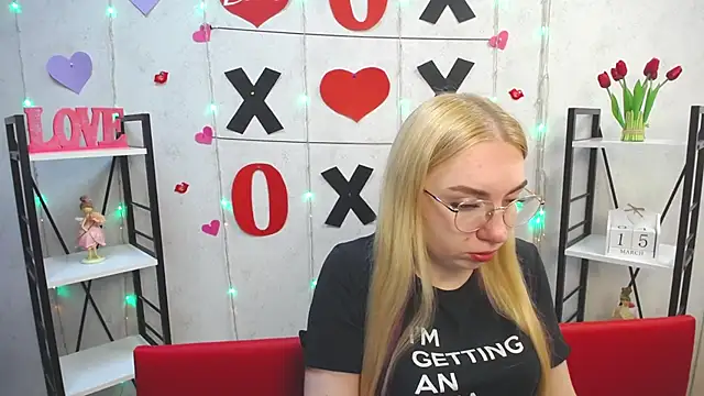 Snapshot of BeatriceFly chatting on March 15, 2025, 3:59 pm BeatriceFly online show from March 15, 2025, 3:59 pm