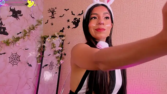 Snapshot of Mia_Gothzx chatting on October 31, 2025, 3:30 pm Mia Gothzx online show from October 31, 2025, 3:30 pm