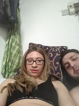 kussaufdie nuss online show from March 23, 2026, 11:04 pm