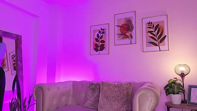 Snapshot of DahianaWalcott chatting on February 23, 2026, 3:01 pm DahianaWalcott online show from February 23, 2026, 3:01 pm