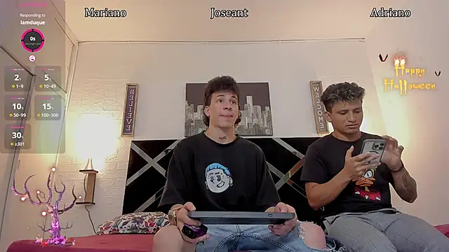 Snapshot of toyboys1 chatting on October 18, 2025, 4:25 am toyboys1 online show from October 18, 2025, 4:25 am