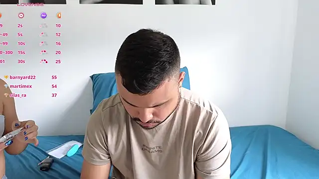 tammyandrade  online show from March 17, 2025, 6:53 pm