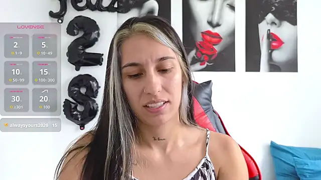 tammyandrade  online show from October 5, 2025, 3:58 pm