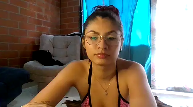Snapshot of hanna_beili chatting on March 12, 2025, 6:22 pm hanna beili online show from March 12, 2025, 6:22 pm