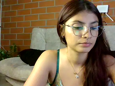 Snapshot of hanna_beili chatting on January 30, 2025, 10:30 pm hanna beili online show from January 30, 2025, 10:30 pm