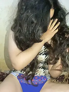 Chahrazad66 online show from December 15, 2025, 1:00 am