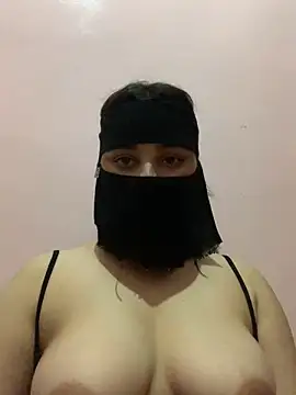 Miss-Soka online show from December 20, 2024, 6:35 pm