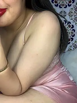Miss-Soka online show from July 12, 2026, 12:33 am