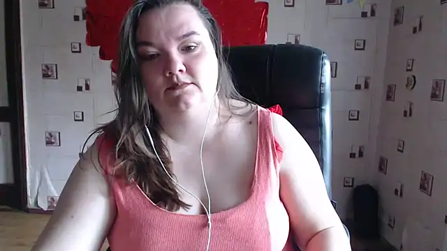 TasyaBigTTs online show from March 23, 2025, 5:43 am