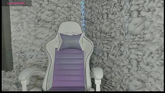Snapshot of Ferney_ chatting on June 23, 2026, 10:19 pm Ferney online show from June 23, 2026, 10:19 pm