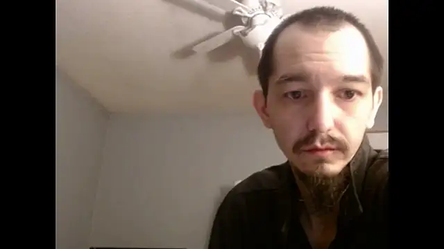 VanceFontaine online show from November 18, 2025, 1:54 am