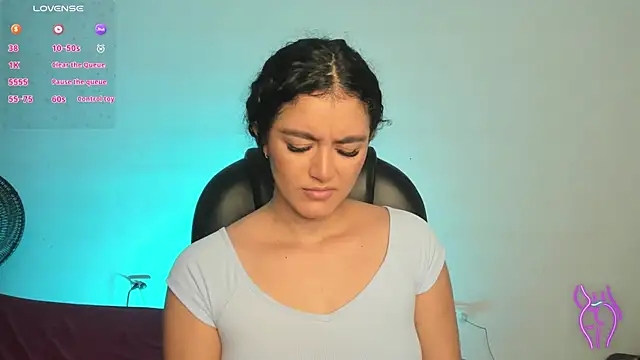 Snapshot of Adhara-zanne chatting on August 4, 2026, 3:49 pm Adhara-zanne online show from August 4, 2026, 3:49 pm