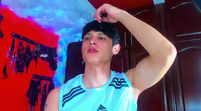 LilOwen  online show from March 10, 2025, 11:38 pm