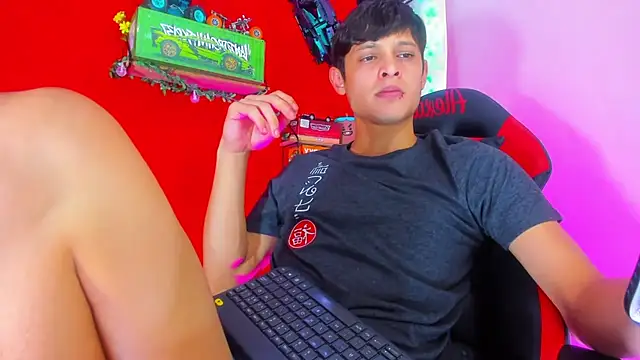 LilOwen  online show from September 22, 2025, 5:08 pm