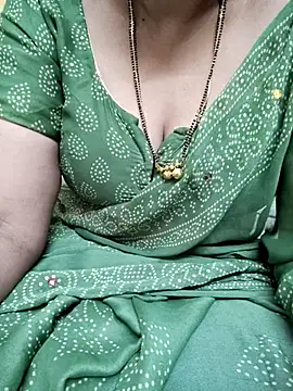 Snapshot of sunitha-3 chatting on March 19, 2025, 6:14 am sunitha-3 online show from March 19, 2025, 6:14 am