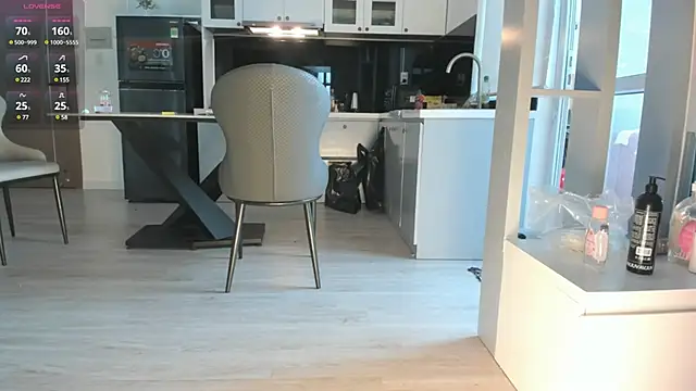 Snapshot of nacumi_mi chatting on March 19, 2025, 4:03 am nacumi mi online show from March 19, 2025, 4:03 am