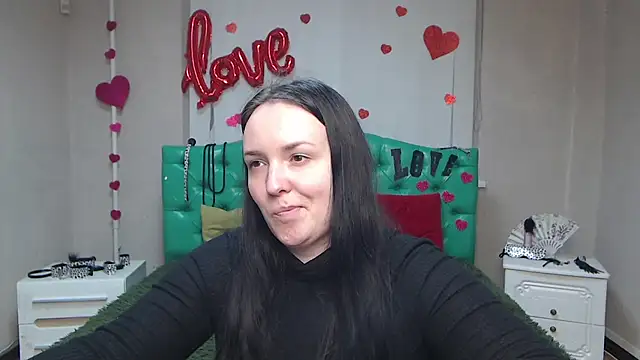 IsabelBlackberry online show from February 27, 2025, 9:07 am