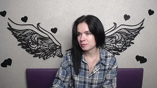 JasmineKouch online show from October 12, 2025, 5:25 pm