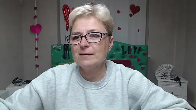 EmiliaGree online show from October 5, 2025, 5:03 pm