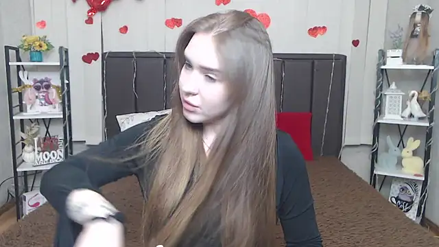Snapshot of LauraHlot chatting on May 30, 2026, 6:13 pm LauraHlot online show from May 30, 2026, 6:13 pm
