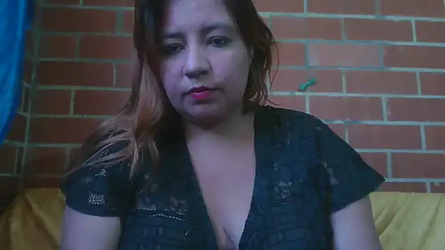 Snapshot of jones-scarlet chatting on February 26, 2025, 2:38 pm jones-scarlet online show from February 26, 2025, 2:38 pm