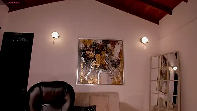 ValeriaVelvet online show from September 15, 2025, 12:05 pm