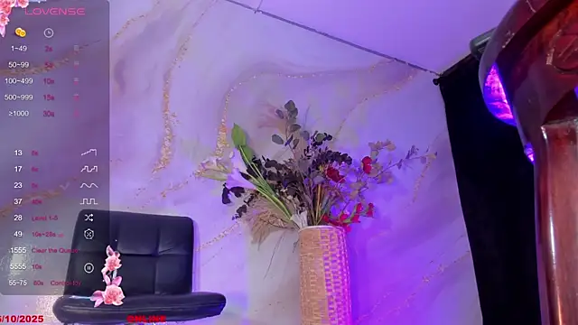 Karla-Ebony online show from October 16, 2025, 1:41 pm