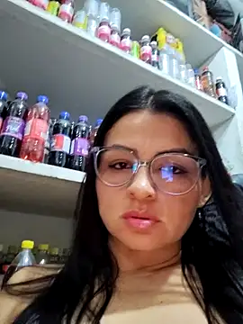 Linda Lars online show from March 4, 2026, 2:41 am