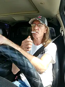 coolbrease10 online show from September 19, 2025, 6:01 pm