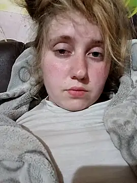 AnastasiaSky19 online show from May 7, 2026, 7:28 pm