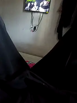 Snapshot of White_devil02 chatting on February 20, 2025, 10:48 am White devil02 online show from February 20, 2025, 10:48 am