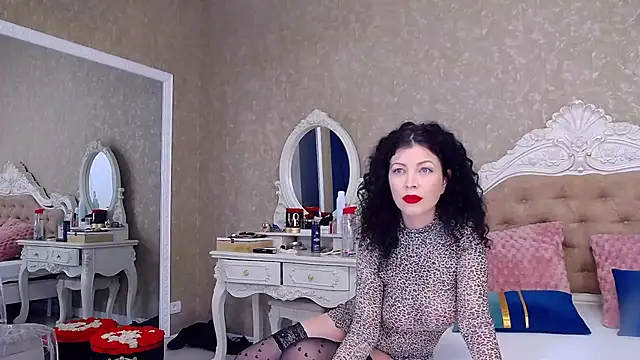 Snapshot of NataliaRed chatting on October 12, 2025, 5:20 am NataliaRed online show from October 12, 2025, 5:20 am