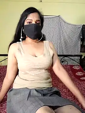 Snapshot of Nitya-Mahesh chatting on December 18, 2024, 5:42 pm Nitya-Mahesh online show from December 18, 2024, 5:42 pm