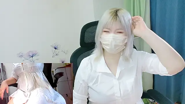 hazuki 8008 online show from April 14, 2026, 1:32 am