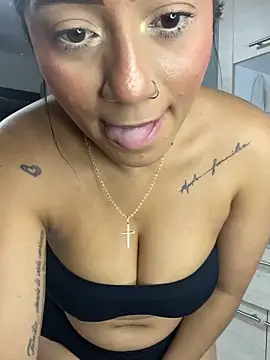 Snapshot of Gema-lexy chatting on February 8, 2026, 2:26 pm Gema-lexy online show from February 8, 2026, 2:26 pm