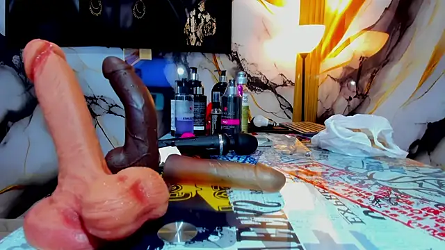 Snapshot of La_indiia chatting on November 20, 2025, 12:17 pm La indiia online show from November 20, 2025, 12:17 pm