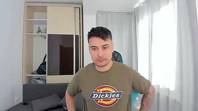 Snapshot of MatMalonne chatting on February 27, 2026, 6:35 am MatMalonne online show from February 27, 2026, 6:35 am