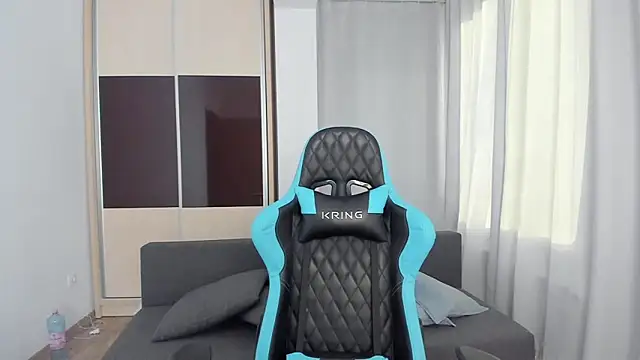 MatMalonne online show from October 21, 2025, 5:29 am