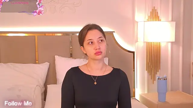 MaryReel online show from October 18, 2025, 9:22 am