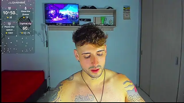 Snapshot of Ares_blue chatting on March 3, 2026, 1:23 am Ares blue online show from March 3, 2026, 1:23 am